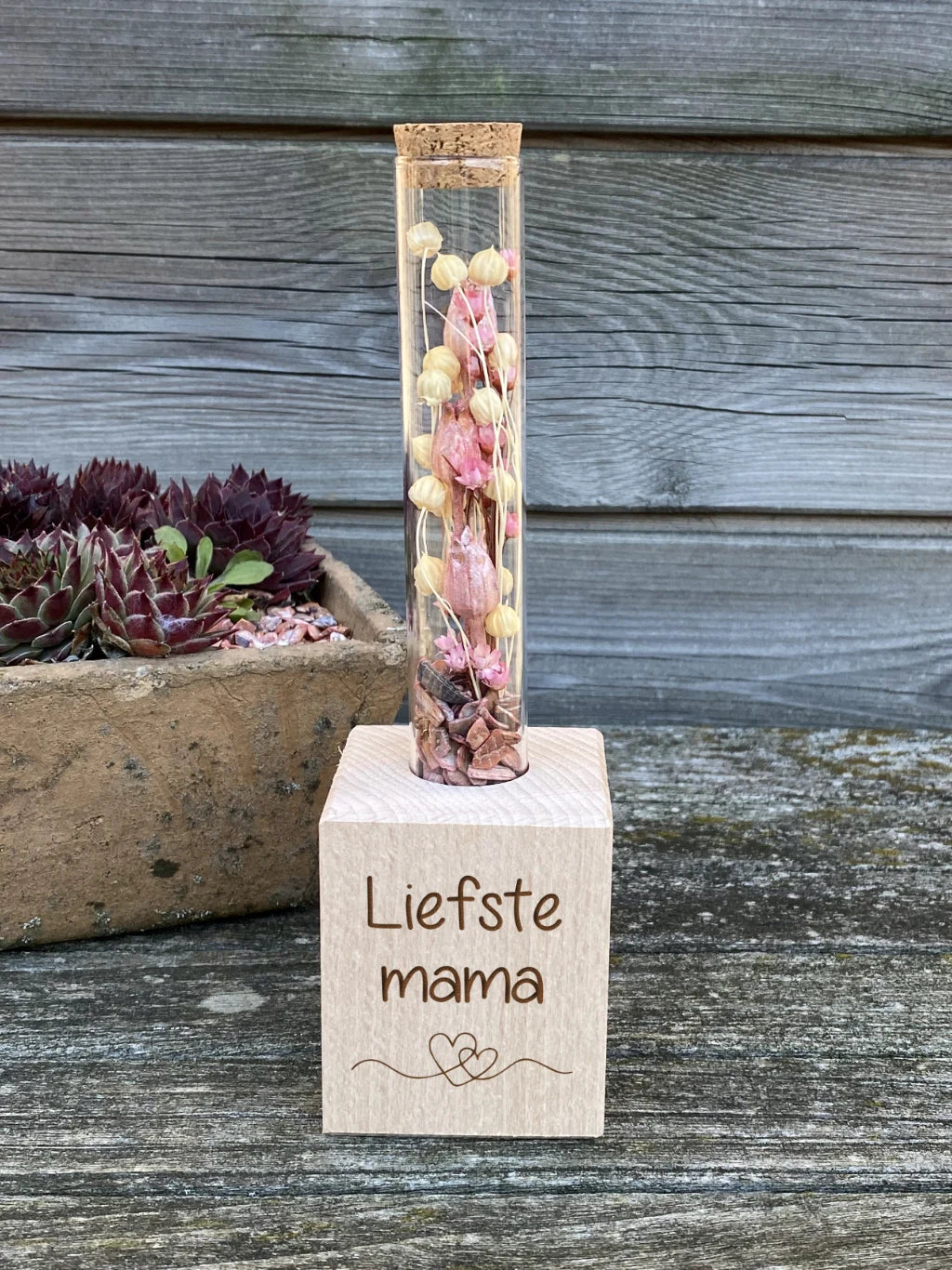 Blokje met droogbloemen in buisje mamamoederdag view 5