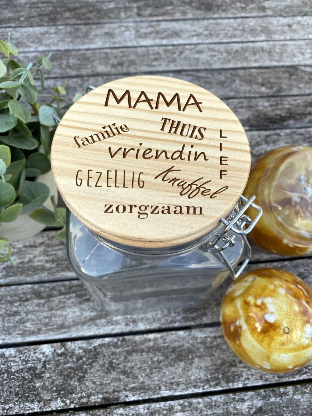 Snoeppot vierkant met klep mama papa opa oma meter peter detail