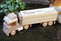 vrachtwagen met oplegger spaarpot front view